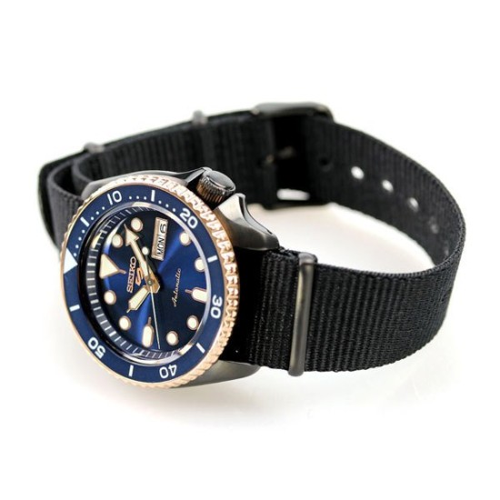 Seiko 5 Sports SBSA098 Made in Japan with Kanji Calendar Seiko 5 Sports SBSA098 Made in Japan with Kanji Calendar