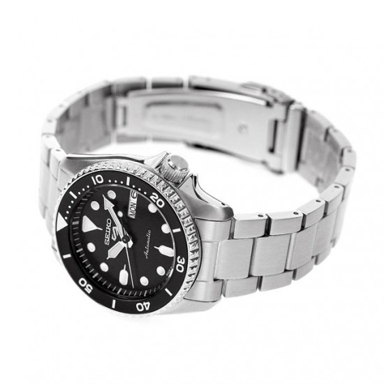 Seiko 5 Sports SBSA225 SKX Mid-Size Sports Style