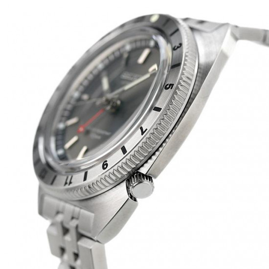 Seiko Prospex SBEJ015 Navigator Timer Reprint Design